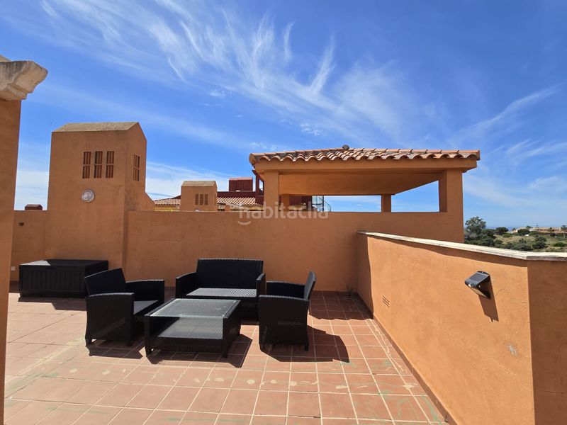 Foto bf8ab76b-add7-4f7c-8658-3af419919e72. Flat with parking pool in reserva de Marbella Marbella