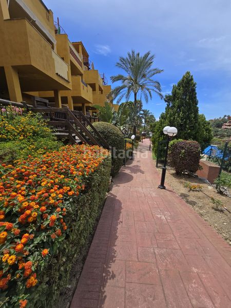 Foto fc9c107c-05c5-4c87-997e-001992fbc6c9. Flat with parking pool in reserva de Marbella Marbella