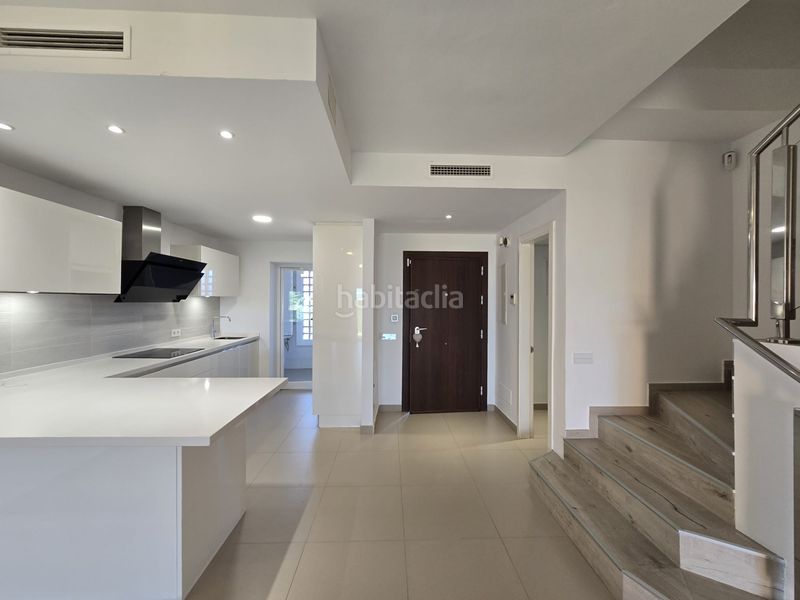 Foto e509a186-b5cf-43d9-a581-099df3f4acbc. Casa adosada se vende casa adosada , paraíso bellevue en Benahavís