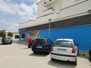 Lloguer Local Comercial a Norte - Blanca Paloma. Local comercial de 1.050 metros