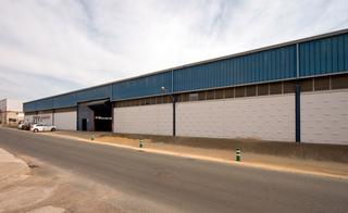 Nau industrial a La Motilla - Fuente del Rey. Nave dos hermanas de gran superifice