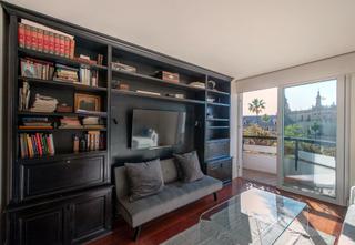 Alquiler Apartamento en Parque María Luisa -Giralda Sur. Apartamento equipado junto al parque de maría luisa