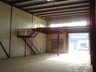 Capannone industriale in Bollullos de la Mitación