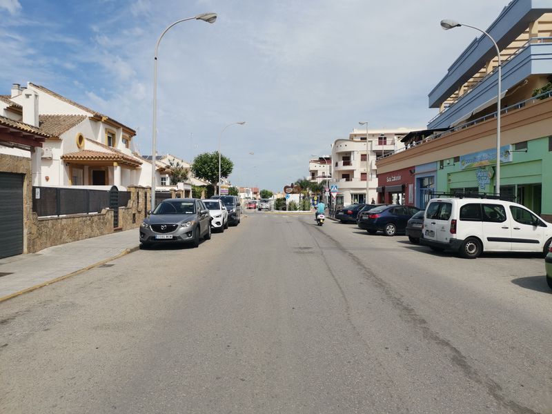 Foto 3849fd8a-0817-488c-851a-0fcc8c8a07e9. Location local commercial dans Virgen del Mar Rota