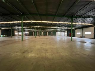 Lloguer Nau industrial a La Paz. 10 naves en poligono la red