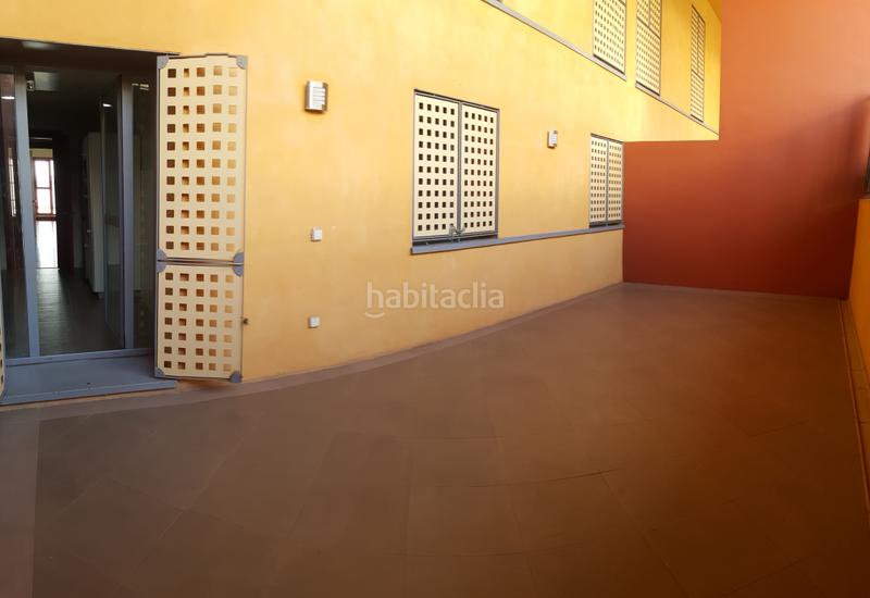 Foto 7eb499d9-c985-43d8-88d2-6d7739b9986e. Piso  con dos terrazas, dos garajes y trastero en urbanización en Camas