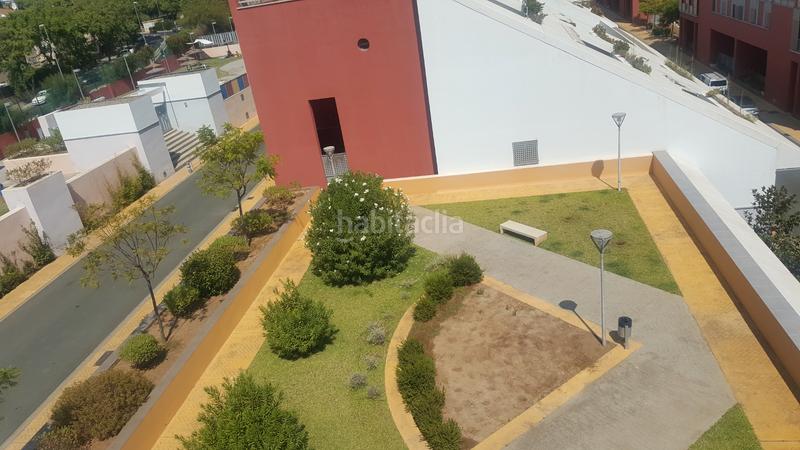 Foto a9694bf0-020c-4e36-80c2-7c8bf3a986eb. Piso  con dos terrazas, dos garajes y trastero en urbanización en Camas