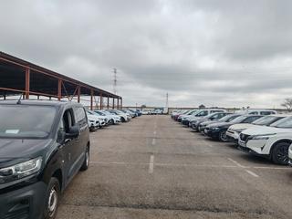 Lloguer Solar industrial a La Paz. Campa para empresas de automoción y logística