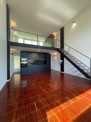 Rent Loft  Calle jose luis de casso romero. Espectacular loft de diseño con techos de 6m y garaje en gelves