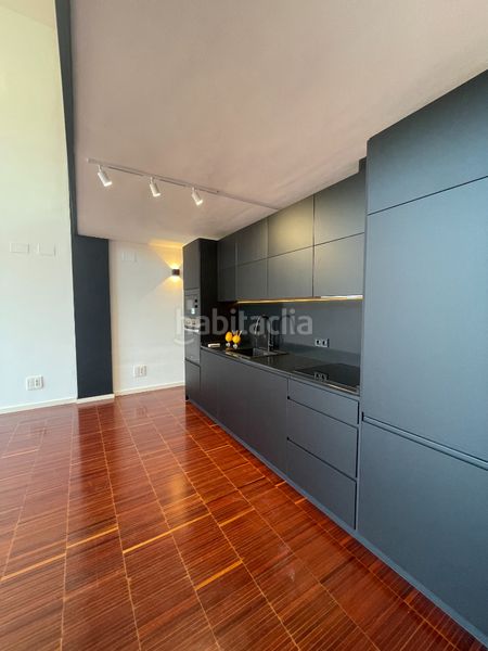 Foto af60636b-e2c9-45ec-bd4e-b2c784b8260d. Lloguer loft amb aparcament a Gelves