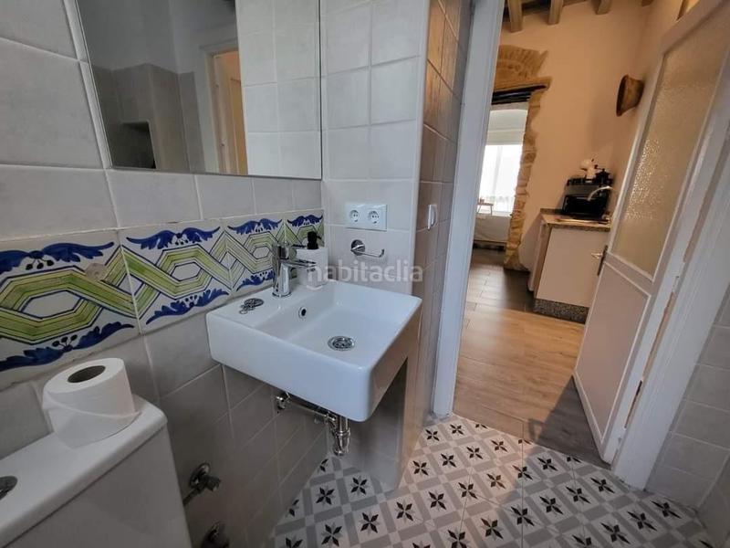 Foto dcbfee38-bede-4a9a-8fcc-7f0df5a29f64. Casa amb calefacció a Medina Sidonia