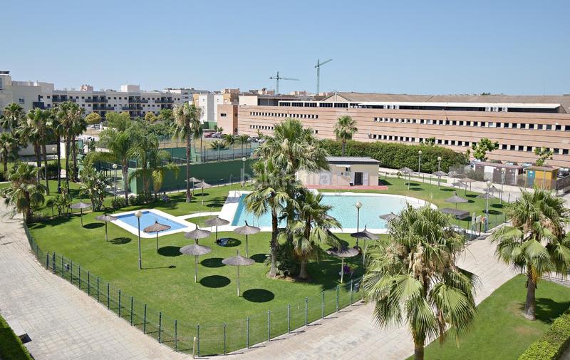 Foto 8347d899-72ba-405e-a7d3-ec9f8cd522f1. Piso vive en una joya de urbanización! en Chapín - Campus Universitario - Navinco Jerez de la Frontera