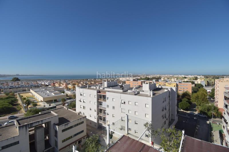 Foto 9bdcf0eb-eb8b-4f06-99c3-08327086846b. Àtic amb aparcament piscina a Casines Puerto Real