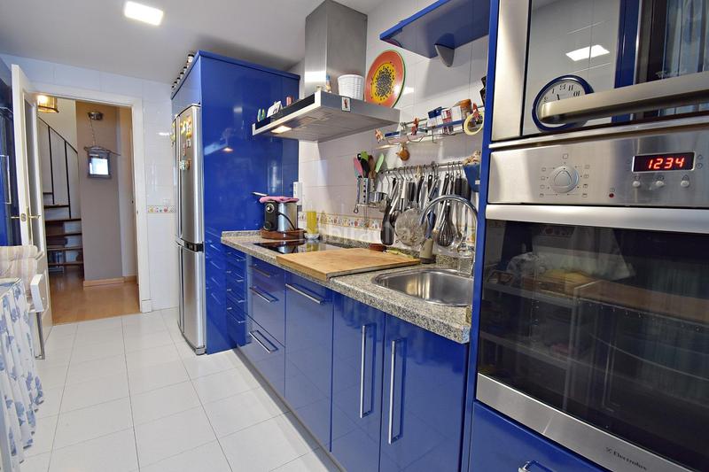 Foto d683a441-8d08-43a0-93b4-d4aa7be2d221. Àtic amb aparcament piscina a Casines Puerto Real