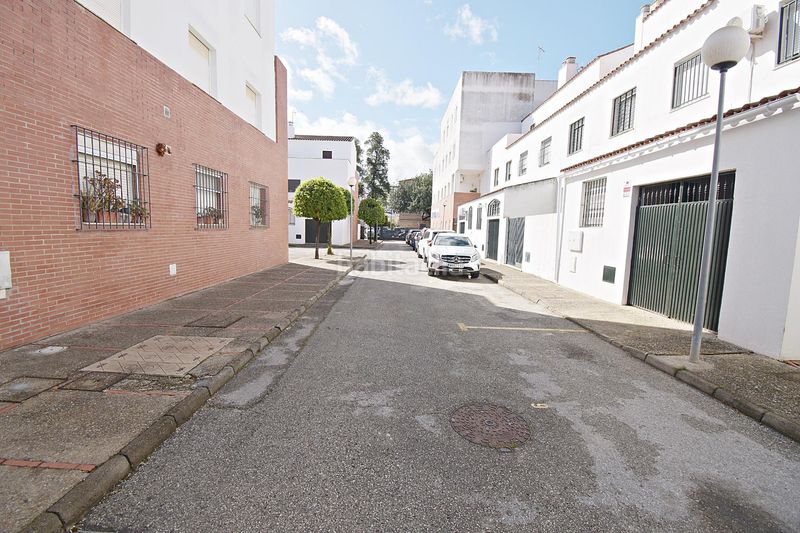 Foto a728ab78-b0a6-42f6-aad0-e53cb7bd13fe. Àtic amb aparcament a El Retiro - La Vid Jerez de la Frontera