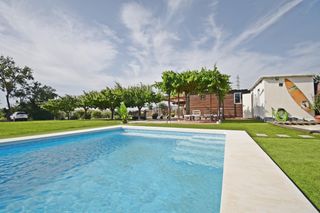 Finca rústica en Parque Atlántico - Ronda este. Fantástico campo en la barca!
