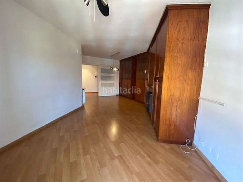Foto b578467a-e06c-4b67-9295-b9eafa255a5b. Alquiler ático contrato habitual - piso impecable - garaje cerrado incluido en Girona