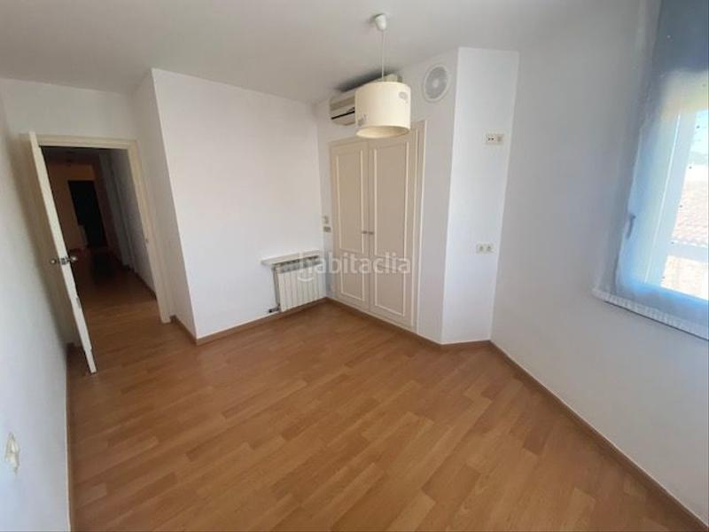 Foto 21530a73-9f18-4b4c-9ff3-575764c41ded. Location attique avec chauffage parking dans Eixample Sud-Migdia Girona