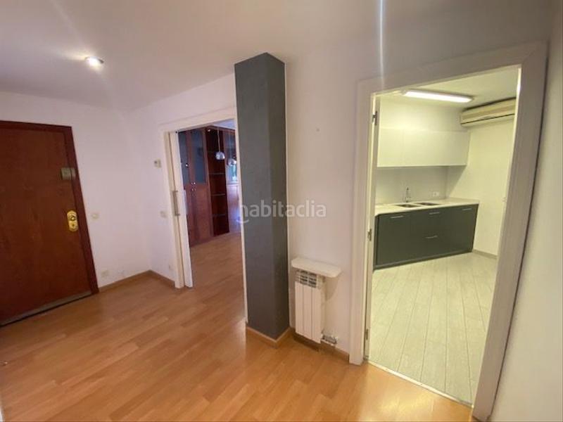Foto ed568865-8adc-41e7-98a6-36be08e5bcc9. Location attique avec chauffage parking dans Eixample Sud-Migdia Girona