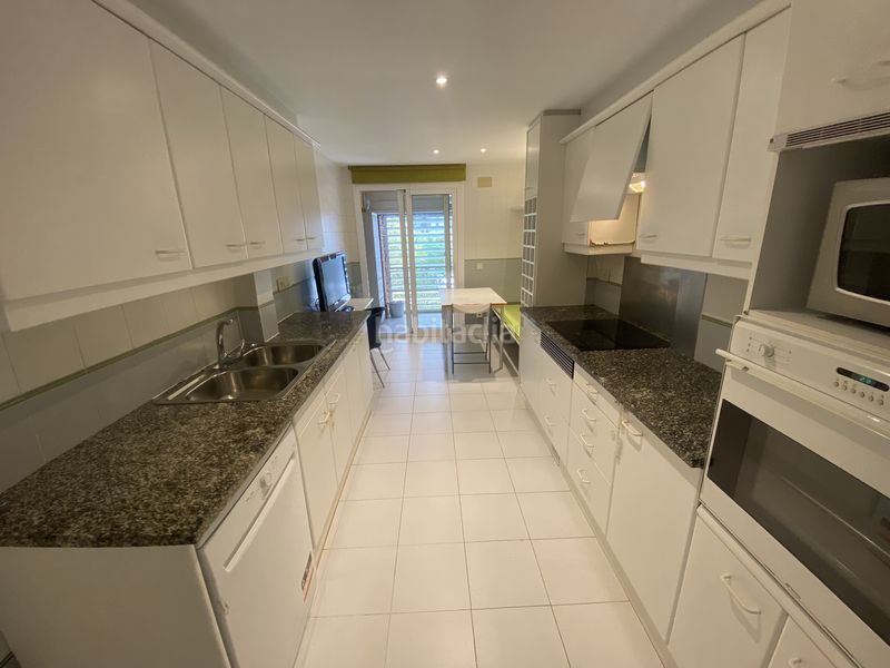 Foto 1b24fadd-0dba-4201-a98d-0076a10dc449. Rent flat with heating parking pool in La Devesa Girona