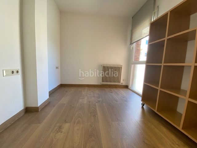 Foto b37892df-84eb-49a9-abfd-f07eba530f8d. Rent flat with heating parking pool in La Devesa Girona