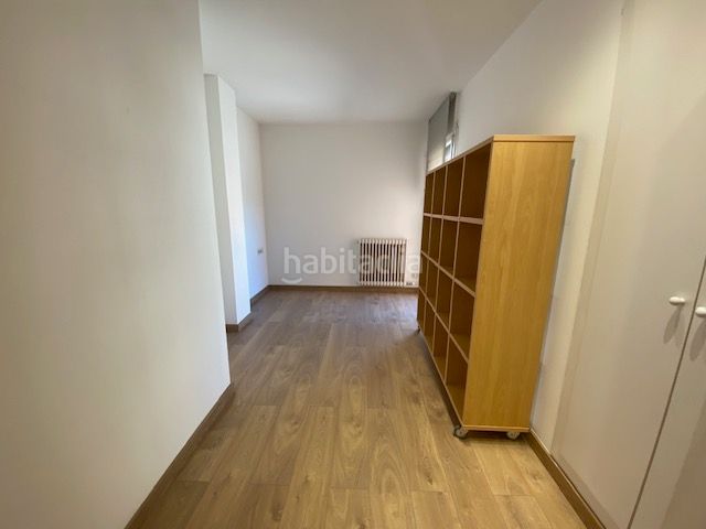 Foto f753b048-70aa-49b2-bd72-e5e3e1962d1b. Rent flat with heating parking pool in La Devesa Girona