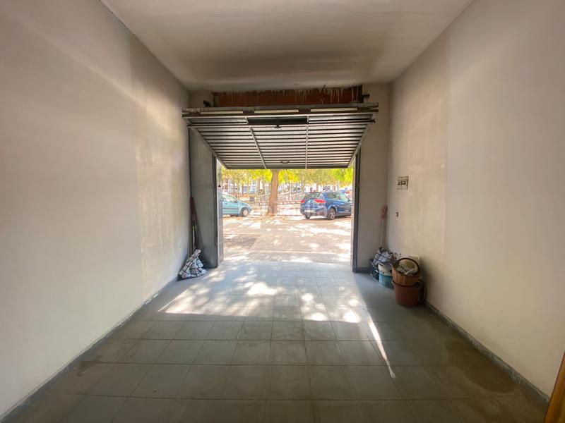 Foto 359d5495-5578-4728-98ab-02dd413c04b7. Local commercial dans plaça de catalunya 34 dans Veïnat Salt