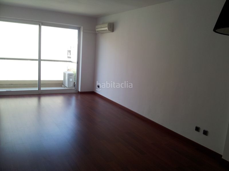 Foto 463d24ad-16ed-4e63-a49d-e89ce8940dcb. Flat with heating in Eixample Sud-Migdia Girona