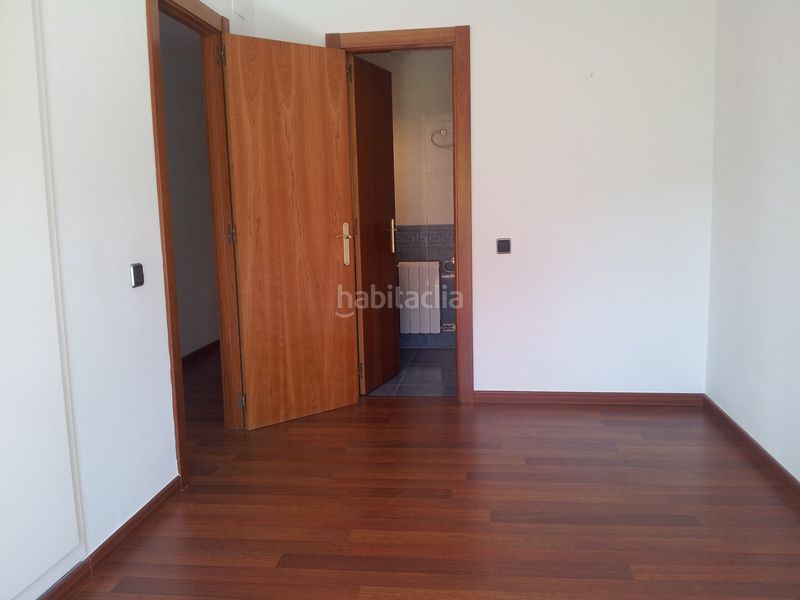 Foto 82ba3fc6-be84-4ddf-a62d-e72a43e30e8d. Flat with heating in Eixample Sud-Migdia Girona