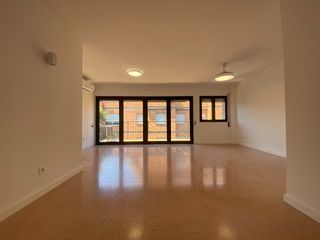 Location Appartement  Carrer francesc roges. Piso impecable en la devesa- sin muebles