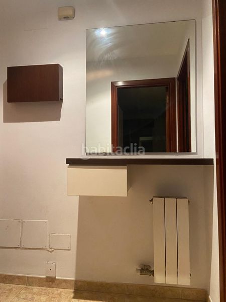 Foto b762c72c-3bd2-4676-a2ec-ee9e0e3e06b5. Rent flat with heating parking in Eixample Sud-Migdia Girona