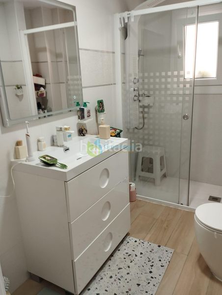 Foto 351eb938-c403-4630-9134-4f8ada579635. Piso  en Juan XXIII - Rochelambert Sevilla