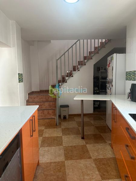Foto 90495e21-15d9-4599-ab6d-61a7800c41f8. Casa a La Plata Sevilla