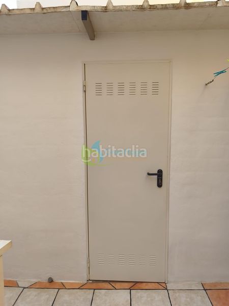 Foto 3cd0f777-61fb-422d-9dab-f319b64e5927. Casa  en Palmete Sevilla