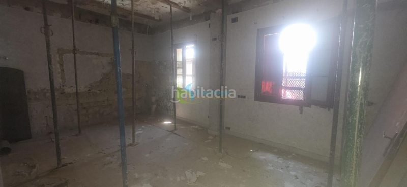 Foto be9ee23e-af07-4ed4-999f-e9175bf47b27. Casa  en Ciudad Jardín Sevilla