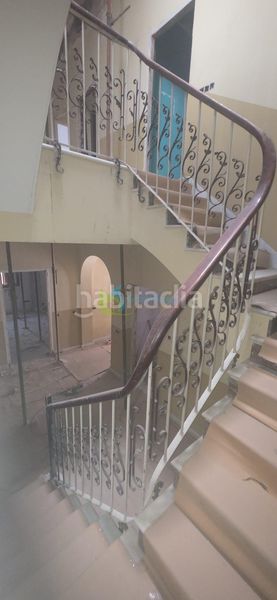 Foto f86bf08e-f88f-4d9b-9f85-522a52d6ee43. Casa  en Ciudad Jardín Sevilla