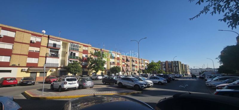Foto b4c6b92b-c2a5-49d7-a80c-21bc2530cf59. Pis a Centro - Doña Mercedes Dos Hermanas