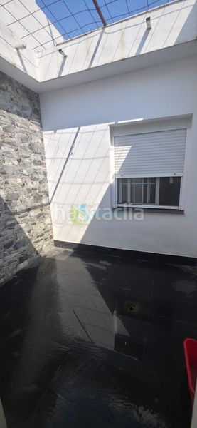 Foto a89fdc6c-e6ce-44ed-9c5d-6fa53d01016c. Casa amb aparcament a Torreblanca Sevilla