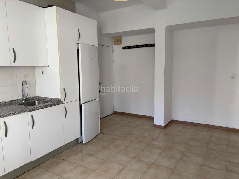 Foto 2b756b0a-ef85-4e97-afc9-9856eb0be68a. Piso  en venta en centro muralla, 2 dormitorios. en Sevilla