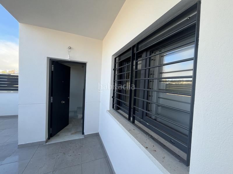 Foto c56490dc-b0eb-482d-815c-eb30e91a047c. Casa  en venta en pueblo, 4 dormitorios. en Salteras