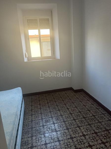 Foto 35ba49d8-7c34-42d3-8897-05212f12e995. Piso  en venta , 2 dormitorios. en Triana Este Sevilla
