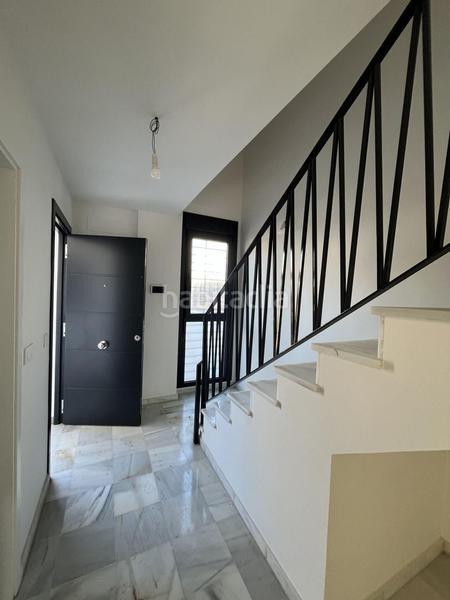 Foto c11a7e4b-511e-4741-84b4-ded0a9909b65. Casa con parcheggio piscina terrazza in Salteras