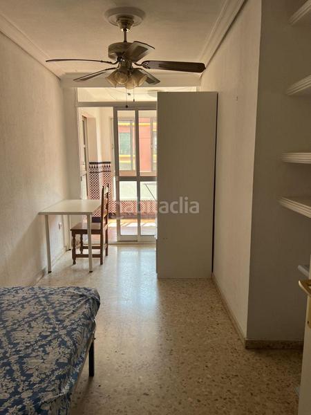 Foto 5b492e7a-52c6-4e60-88ed-67c4c1eec084. Miete etagenwohnung in La Calzada - La Florida Sevilla