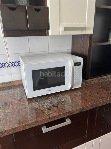 Foto 11d5ef0a-a1c1-49fe-b879-bb17fa795a48. Rent flat in La Calzada - La Florida Sevilla