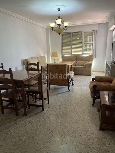 Foto c6ef26e5-4cf9-4a16-a236-460d20e78932. Rent flat in La Calzada - La Florida Sevilla