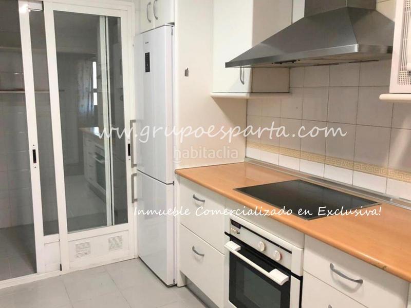 Foto aa682bfb-60ce-4ad6-8f02-24b8842f096d. Location appartement avec chauffage parking piscine dans Tomares