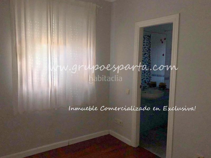 Foto b2a18c4b-f128-43a3-aa97-babb39e60f64. Location appartement avec chauffage parking piscine dans Tomares