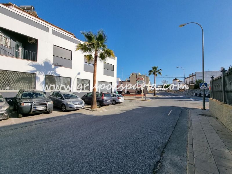 Foto a4763013-f255-40db-9353-350bfd88a2d0. Local comercial a Aznalcázar