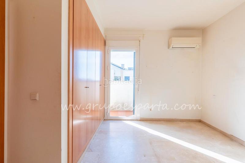 Foto 8b1aa641-de00-4c74-89e2-05e6daa2164c. Casa aparellada a calle moscatel 13 a Loreto Espartinas