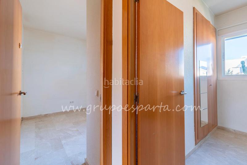 Foto d237a985-c5de-460c-8505-40ee581afc82. Casa aparellada a calle moscatel 13 a Loreto Espartinas